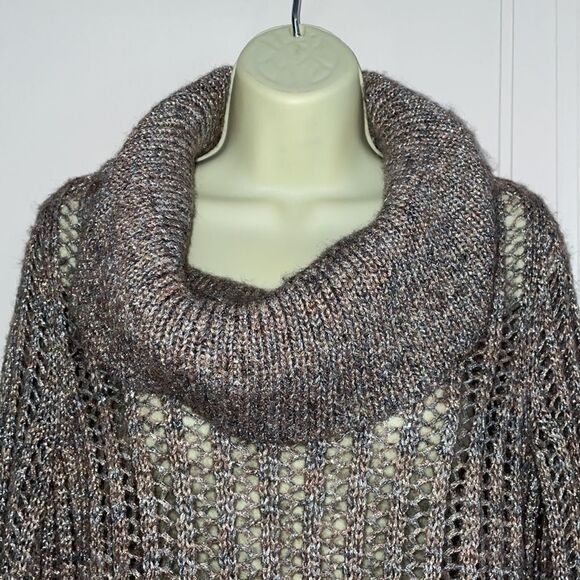 Chico’s gold & silver metallic cowl neck open weave long sleeved sweater - Picture 2 of 10